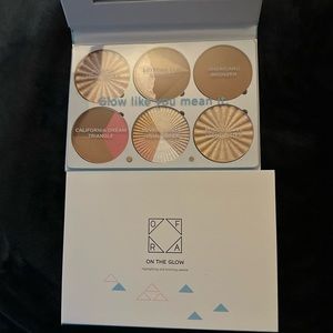 Ofra on the glow palette